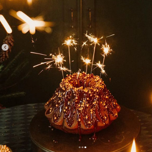 Tumši zaļš Arlekīna galdauts